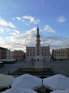 Вид на площадь в Замоще